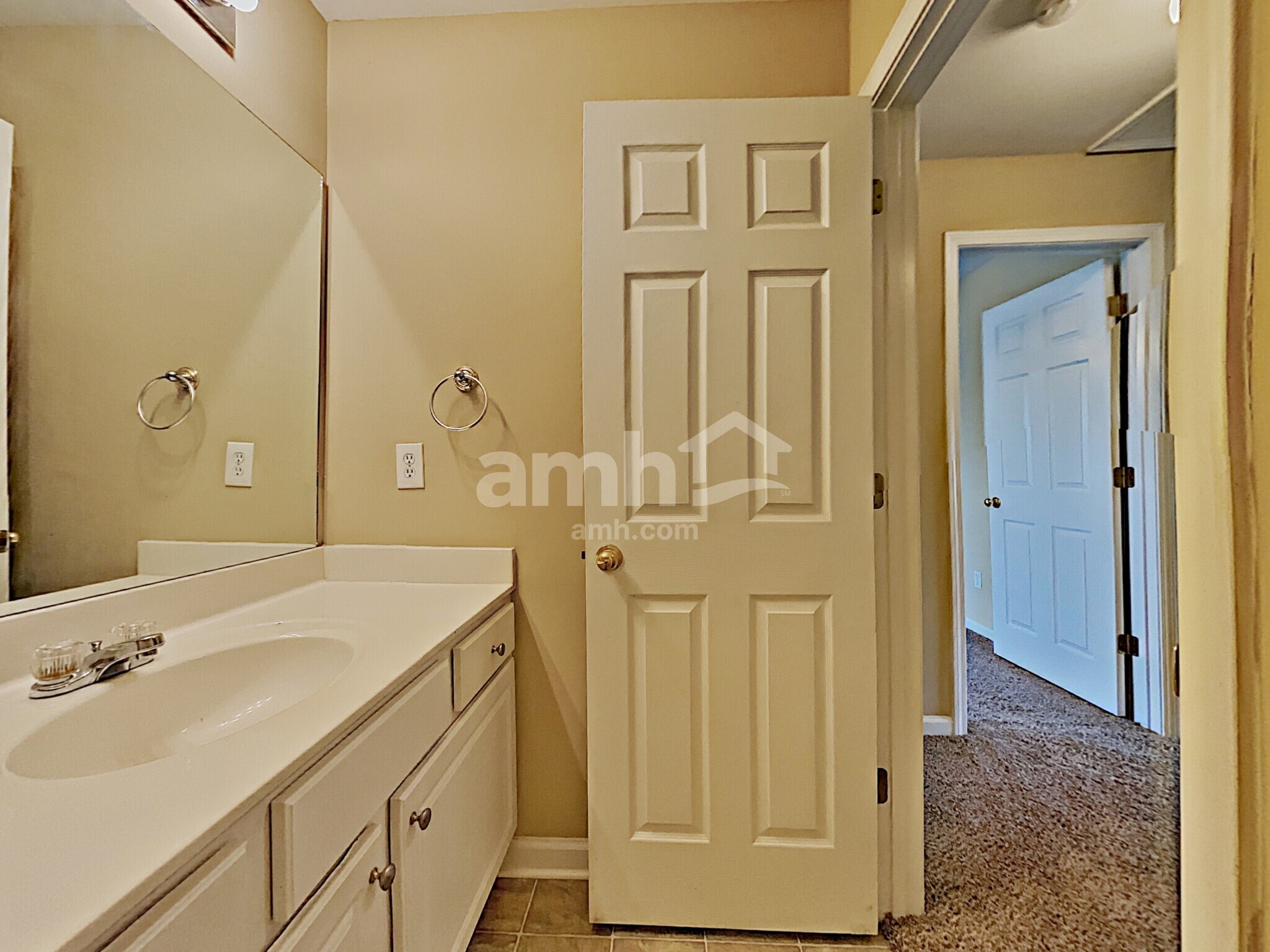 Building Photo - 327 Meadowcrest Cir