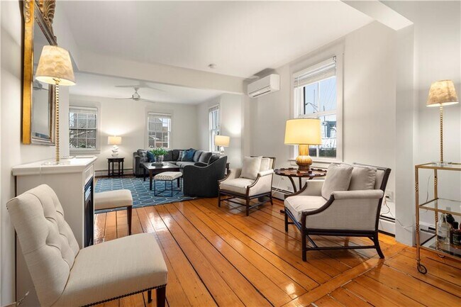 Building Photo - 35 Marsh St