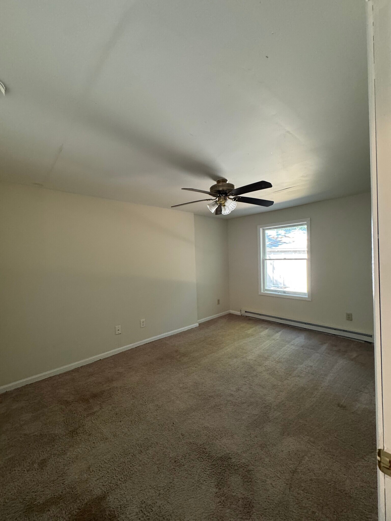 Basement BR - 109B County Rd