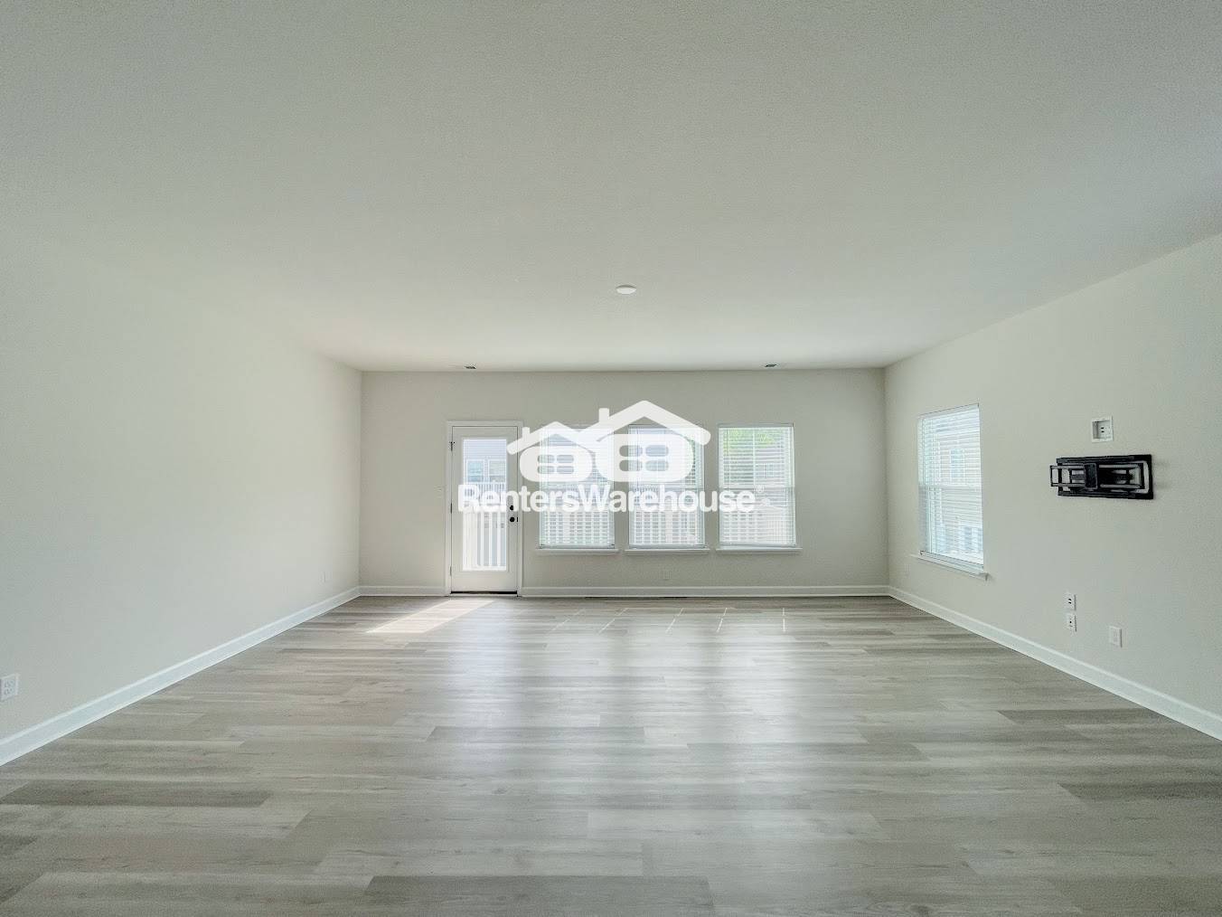 Building Photo - 1005 Opal St