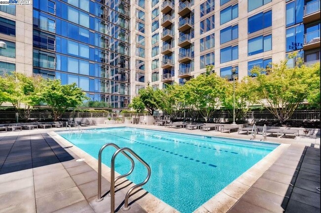 Building Photo - 38 N Almaden Blvd