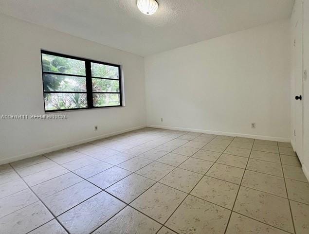 Building Photo - 3101 Oakland Shores Dr