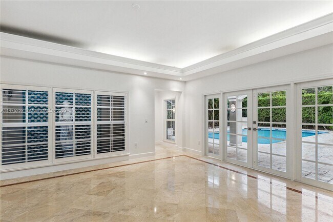 Building Photo - 6200 Granada Blvd