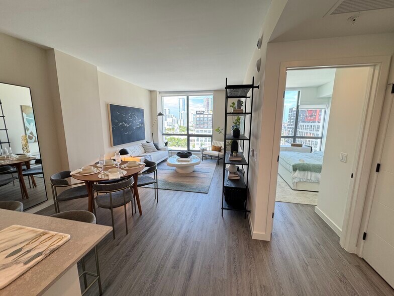 Building Photo - 120 NW 31st St