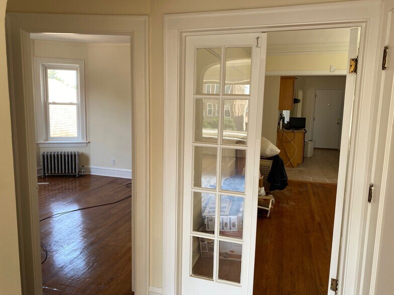 Building Photo - 1744 E 84th Pl
