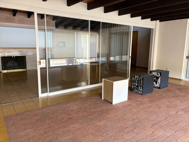 Building Photo - Tucson West 3 Bedroom