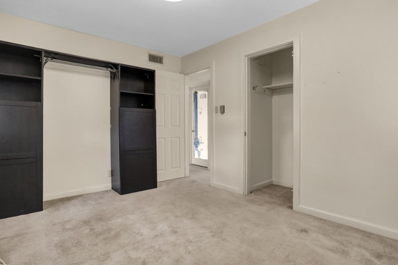 Building Photo - 719 Franklin St