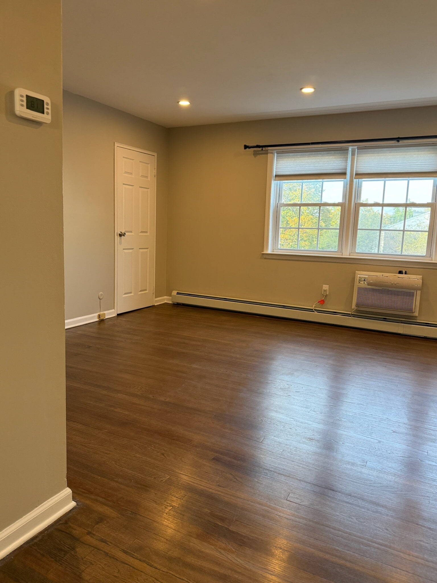Building Photo - 139 Ridge Rd