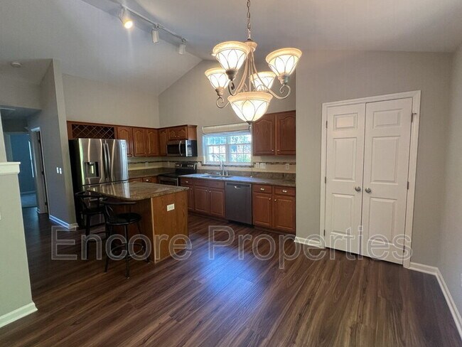 Building Photo - 108 Braxberry Way