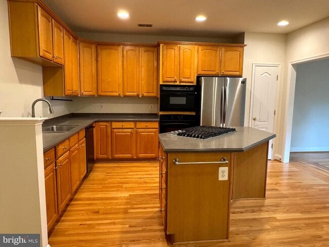 Building Photo - 4031 Quiet Creek Dr