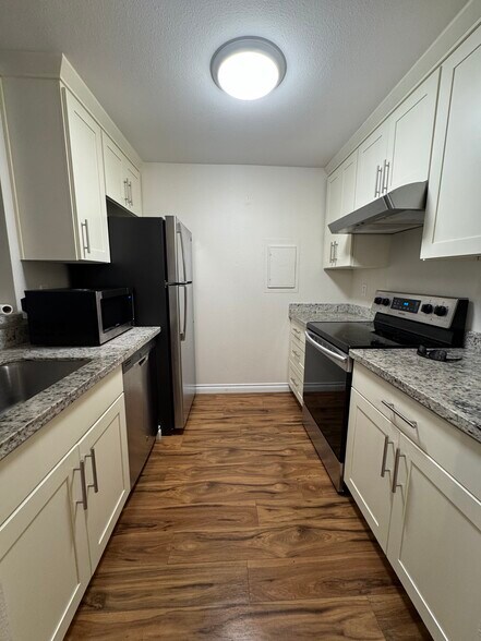 Building Photo - 17535 150th Ct SE