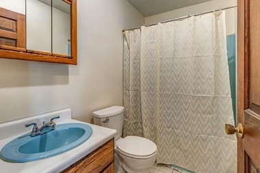 Building Photo - 541 Revere St