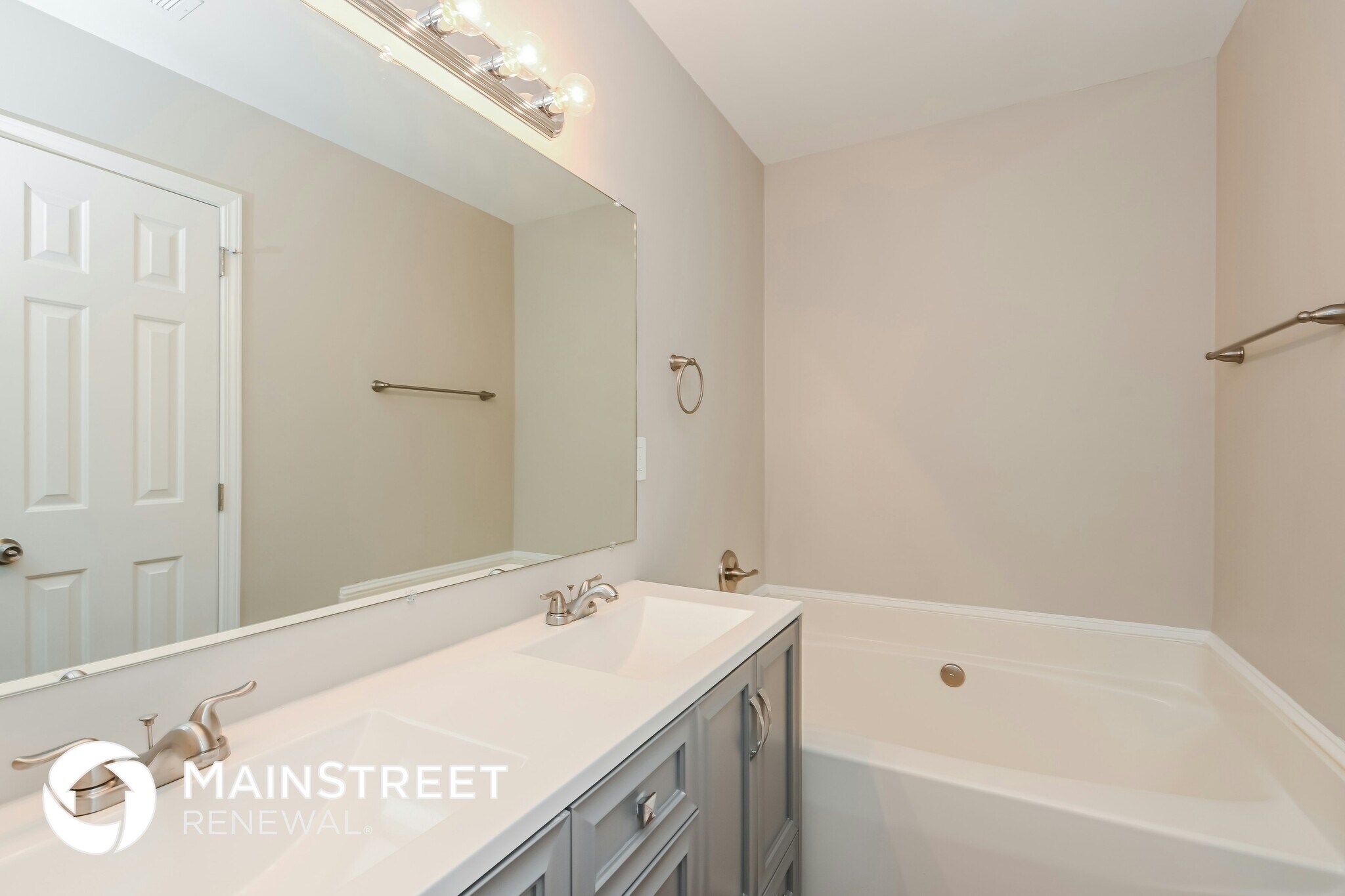 Building Photo - 9409 Dogwood Ridge Dr