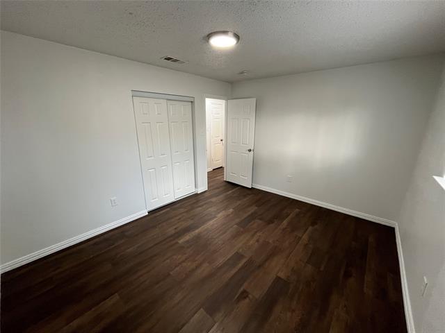 Building Photo - 2901 Lanette Ln