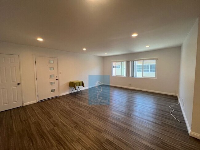 Building Photo - 2979 W 235th St