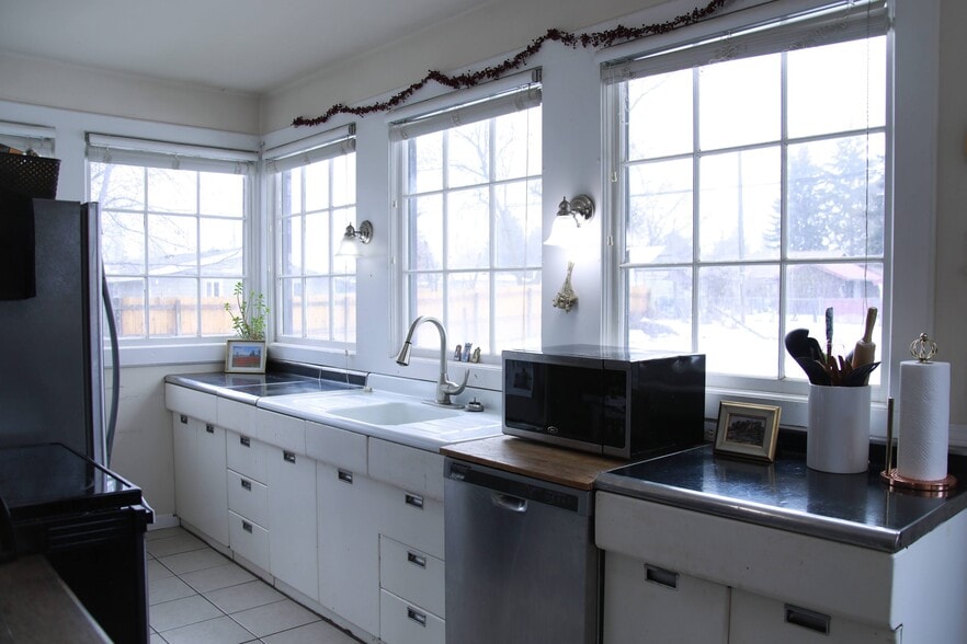 Sun filled kitchen - 414 East 2nd Ave