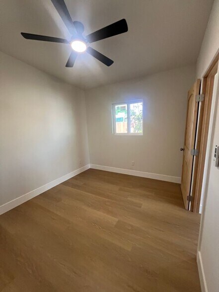 Building Photo - 2869 Ridgeway Dr