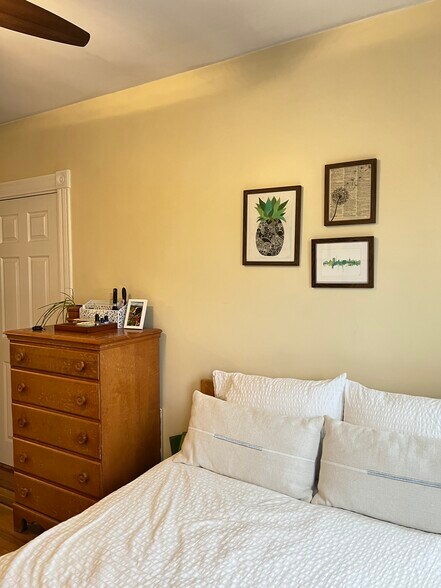 Building Photo - 42 Gorham St