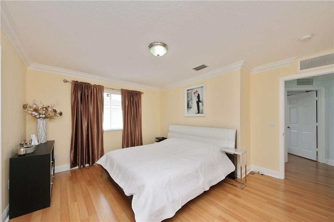 Building Photo - 7347 NW 173rd Dr