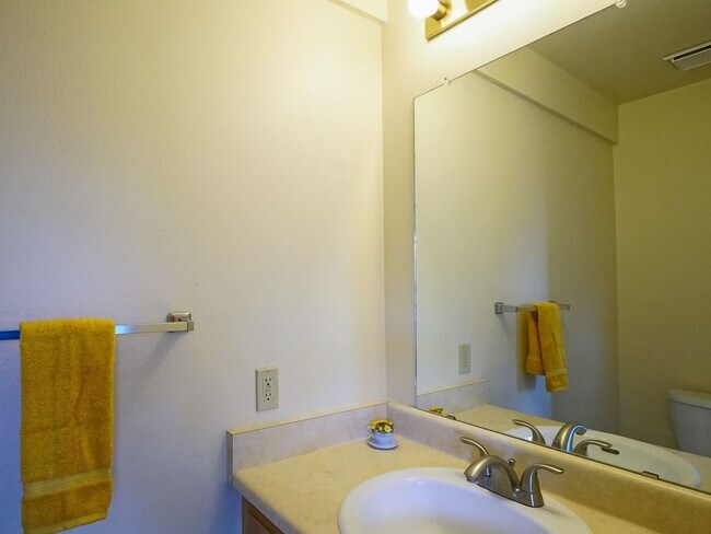 Building Photo - 3372 Capstan Way