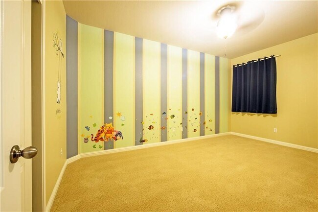 Building Photo - 305 Arrowhead Trail