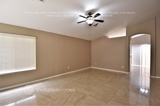 Building Photo - 836 E Morelos St