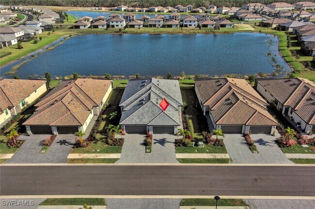 Building Photo - 14028 Hunter Oak Dr