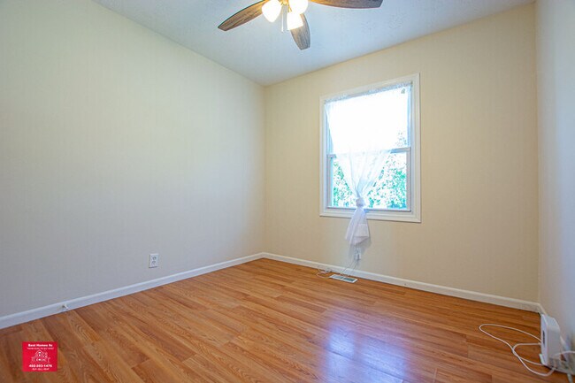 Building Photo - 6423 Vane St