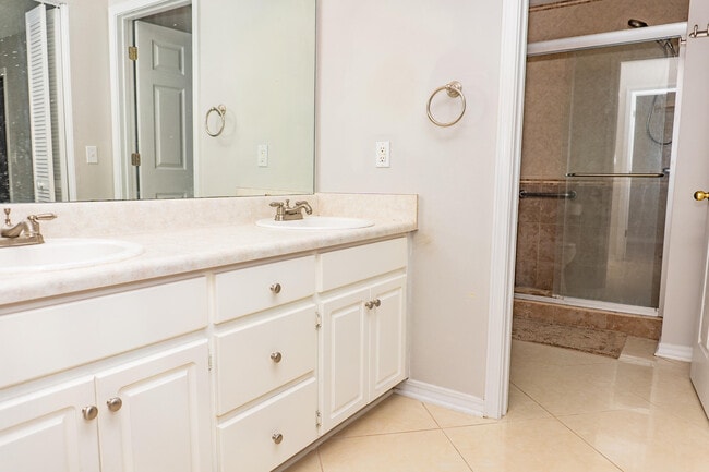 Building Photo - 2831 Atoka Trail