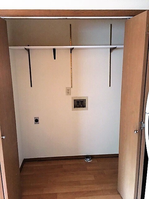 Building Photo - DUPLEX IN POST FALLS (APP#4)