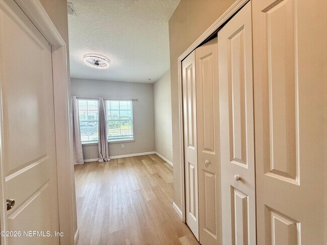 Building Photo - 9603 Lovage Ln