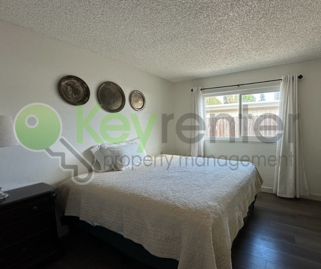 Building Photo - 5964 Moss Creek Cir