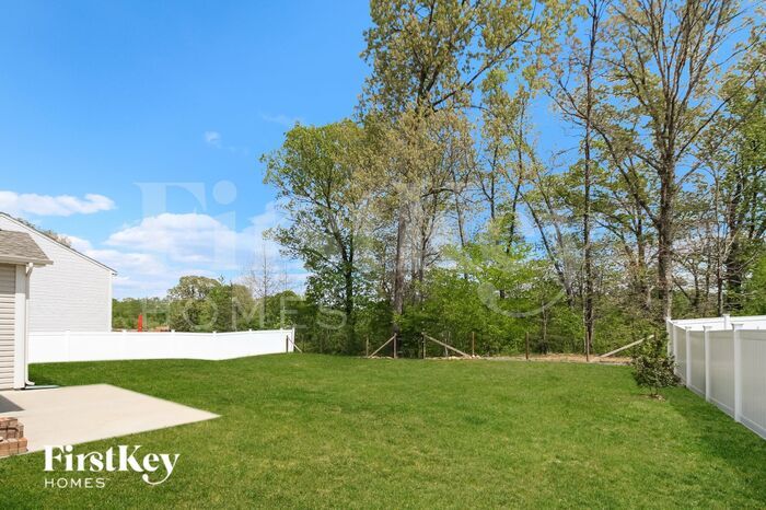Building Photo - 4121 Medina Ct