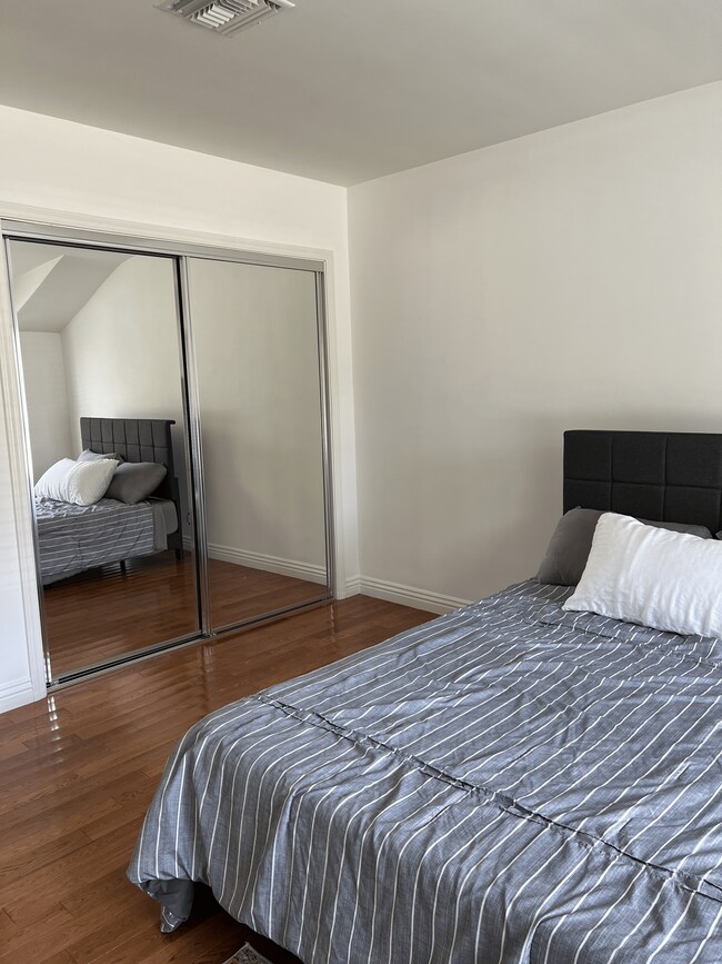 Building Photo - 1811 Coro Terrace