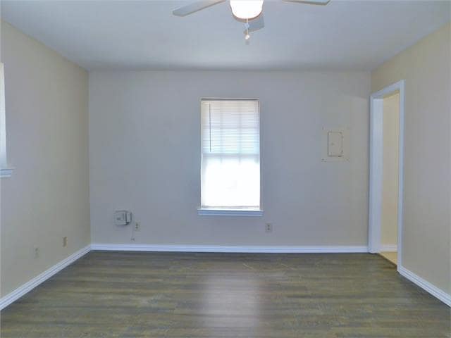 Building Photo - 3812 Yellowstone Pl