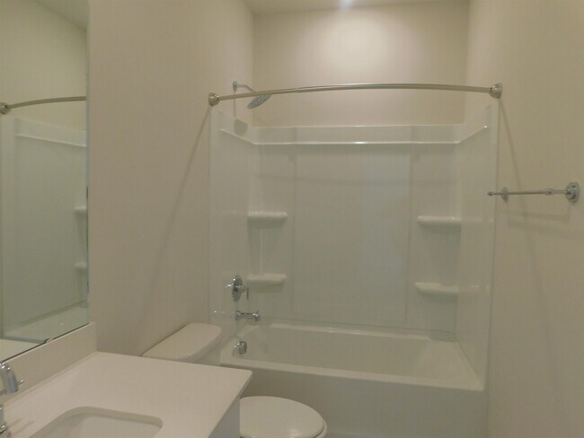 Building Photo - 976 Maya Layne Dr