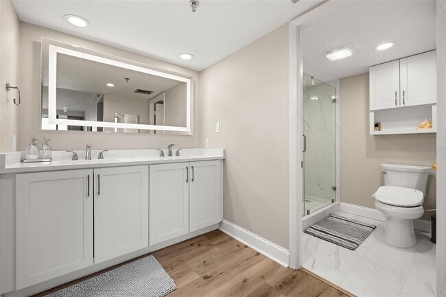 Building Photo - 3301 Bayshore Blvd
