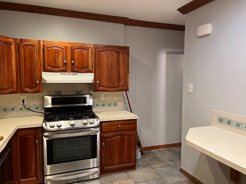 Building Photo - 1348 Easton Ave