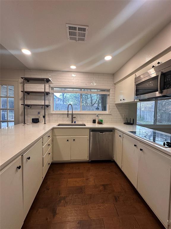 Building Photo - 6602 Willamette Dr