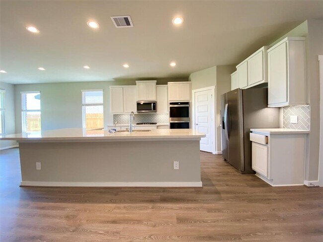Building Photo - 29339 Red Rocks Pk Dr