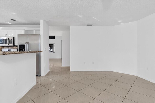 Building Photo - 106 Gables Blvd