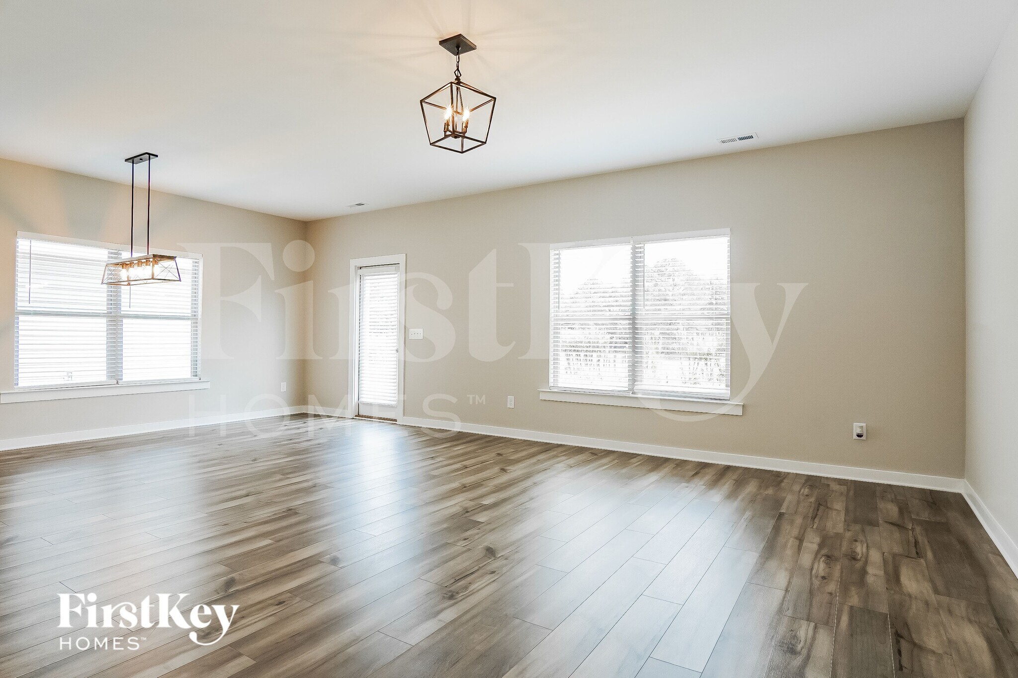 Building Photo - 120 Co Rd 1701