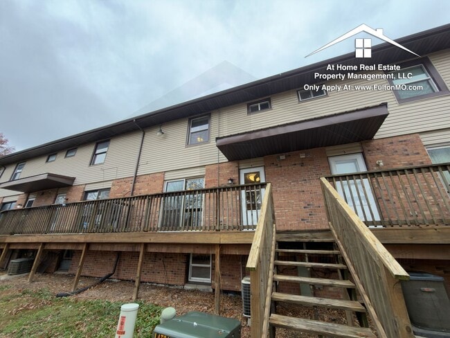 Building Photo - 1822 Springdale Ct