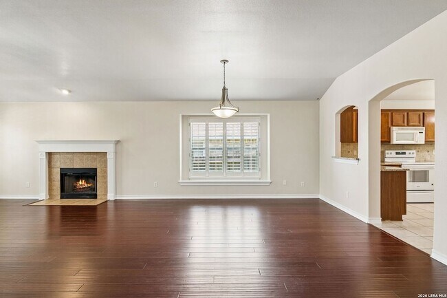 Building Photo - 1303 Bluff Forest