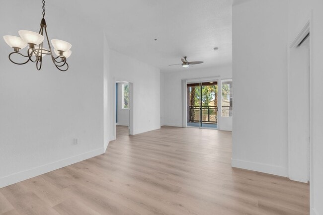 Building Photo - 75 E Agate Ave