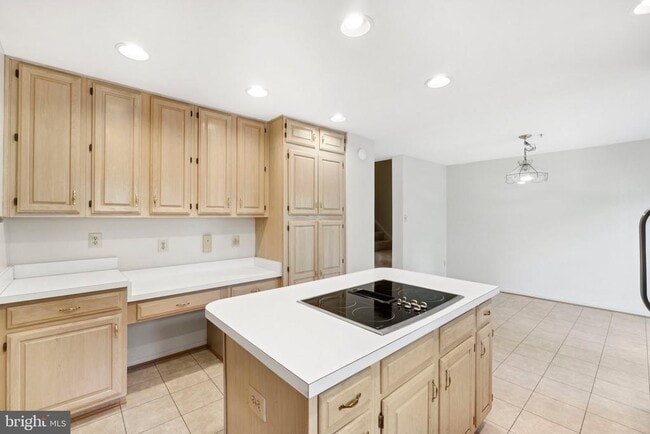 Building Photo - 15831 Glacier Ct