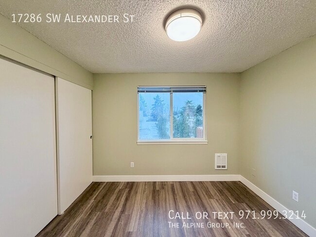 Building Photo - 17286 SW Alexander St