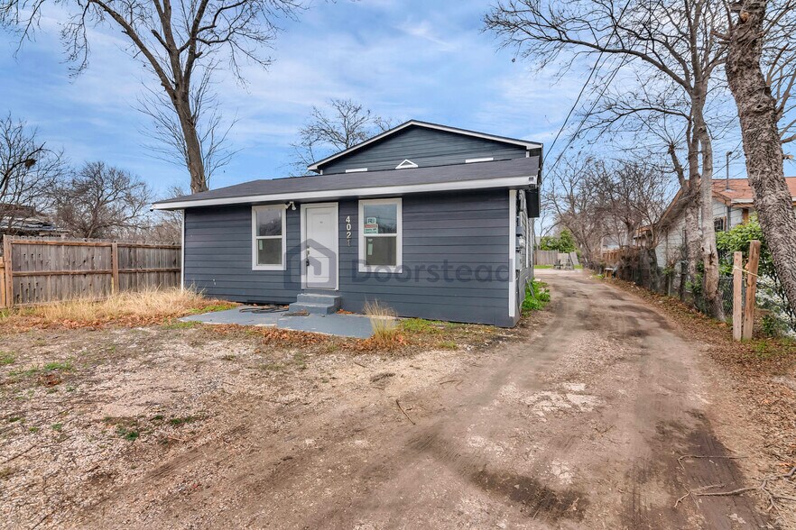 Building Photo - 4021 Culebra Rd