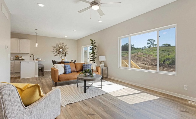 Building Photo - Tastefully Done New Built Duplex!