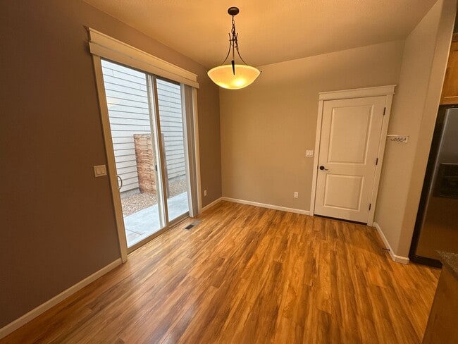 Building Photo - NE 3 Bdrm, 2.5 Bath 1450 sq ft House w/AC and Gas Heat,  All Appliances, Dbl Garage